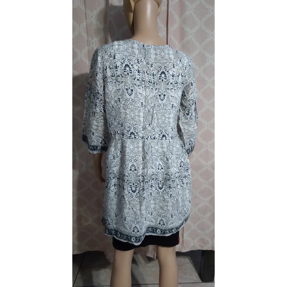 Forever 21 Tunic Size M - Picture 2 of 2